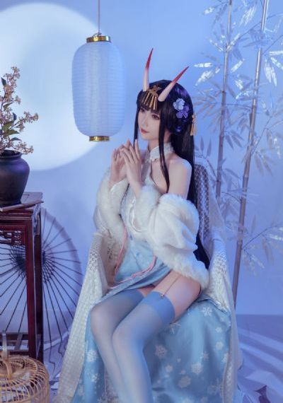 局长揉着秘书的乳h文