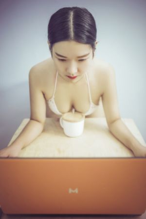人妖无码