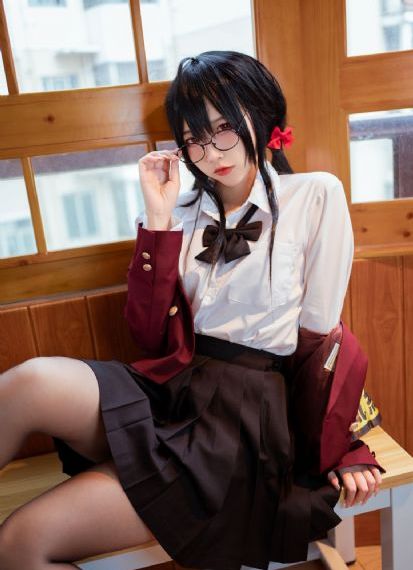 年轻漂亮的女邻居4