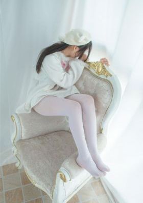 可疑的美容院免费观看