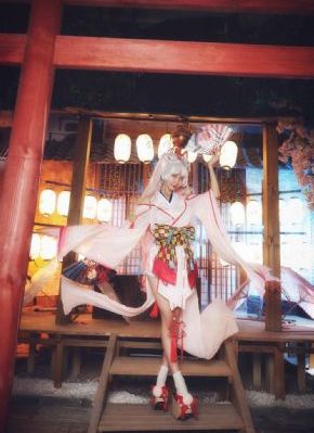 电影漂亮的保姆